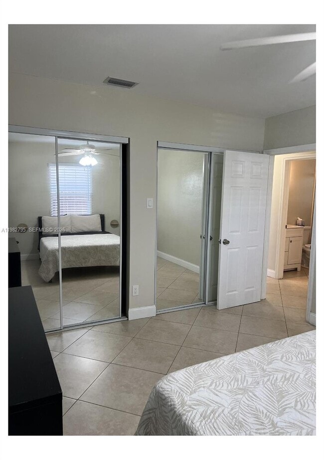 Building Photo - 2415 Grant St