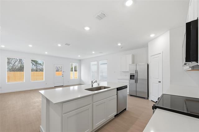 Building Photo - 6814 Welsh Dr