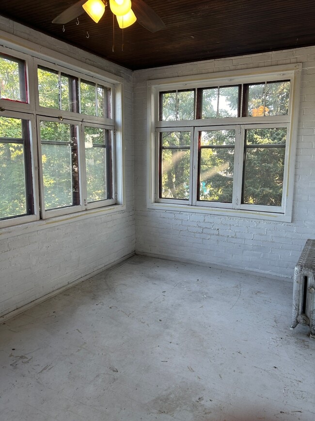 Floorplan - Raymond Flats
