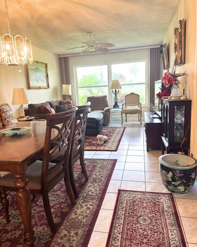 Building Photo - 7787 Golf Cir Dr