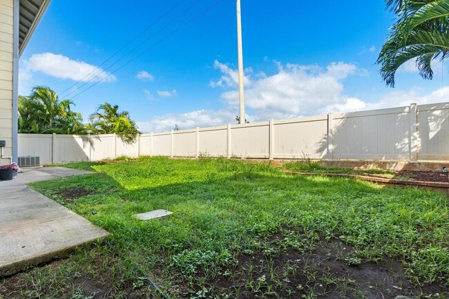 Building Photo - 91-1096 Ho&#x27;oka&#x27;ahea Street