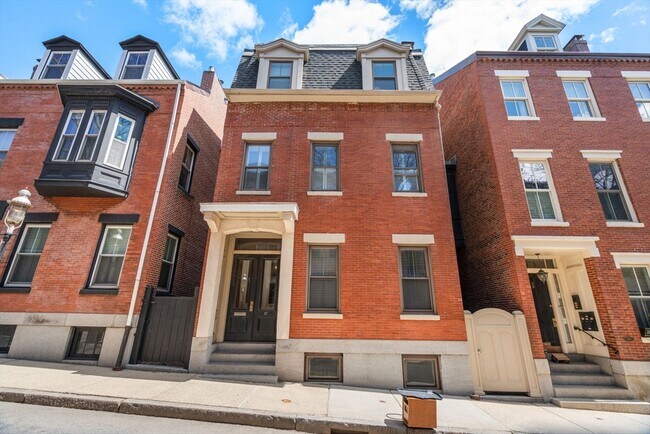 Building Photo - 37 Mt Vernon St