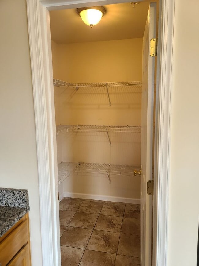 Building Photo - 3 Bedroom Townhome for Rent in Waynesboro