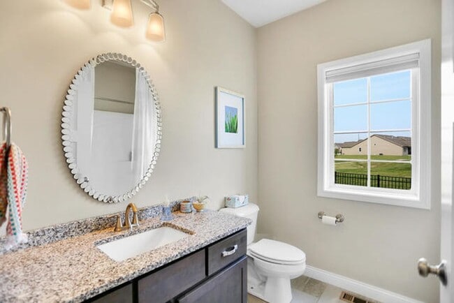 Building Photo - 4 Bedroom Ranch in SW Champaign - Availabl...