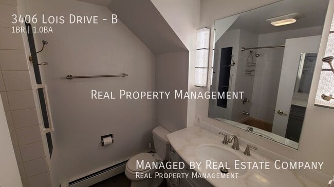 Building Photo - 3406 Lois Dr