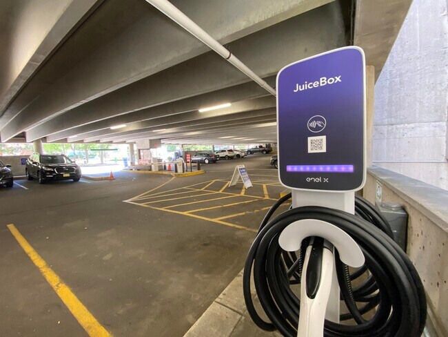 Building Photo - 30 Hanover St