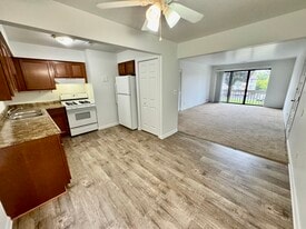 Building Photo - Ore Creek Apartments