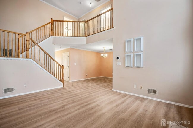 Building Photo - 11 Windsong Cir