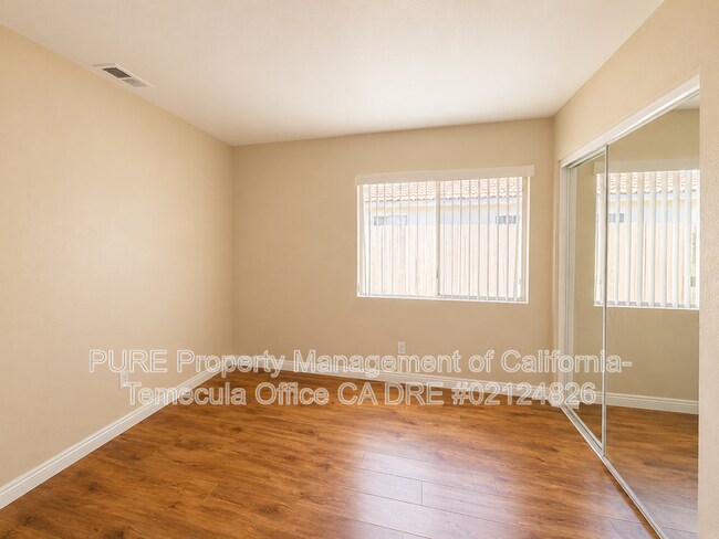 Building Photo - 25543 Woodside Cir