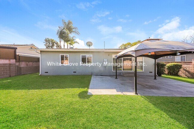 Building Photo - Freshly Updated 3-Bedroom Home with Patio, Pergola & Garage in Prime Fullerton Location