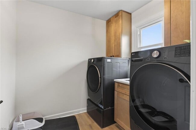 Building Photo - 7125 Grayfalcon Dr