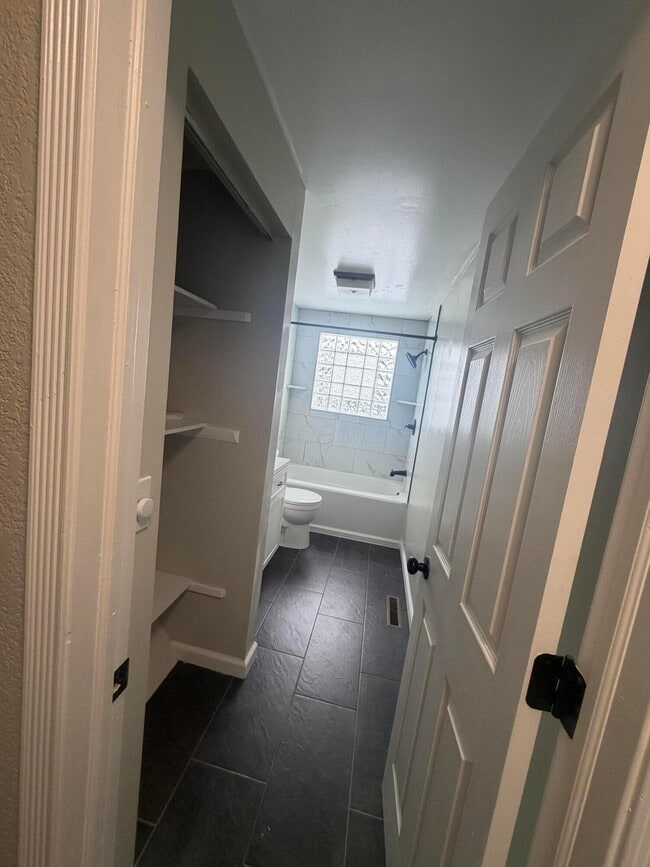 Building Photo - 4465 Paxton Dr S