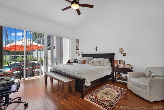Building Photo - 616 W Palm Aire Dr
