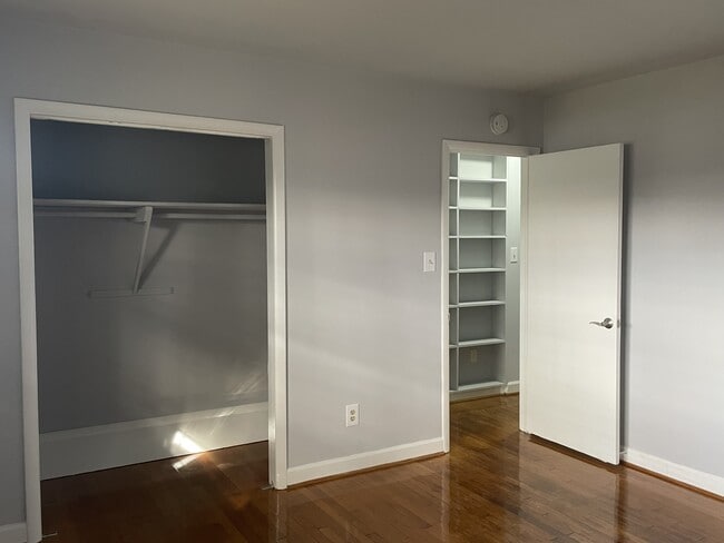 Building Photo - 3109 N Parham Rd