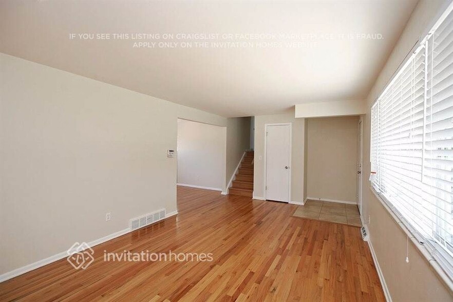 Building Photo - 12825 E Virginia Pl