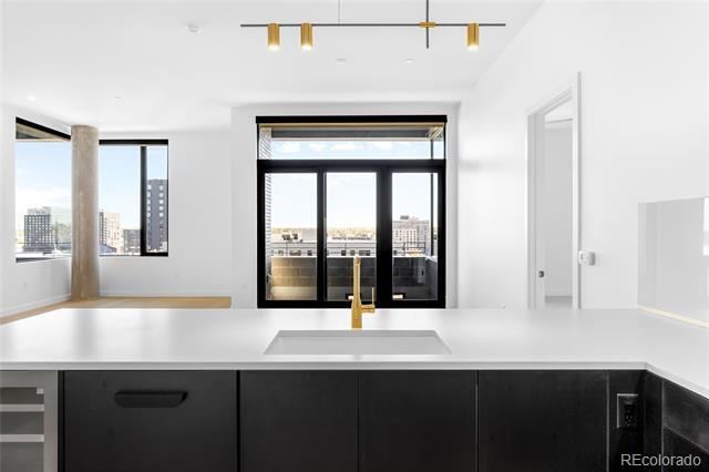 Building Photo - 3520 Chestnut Pl