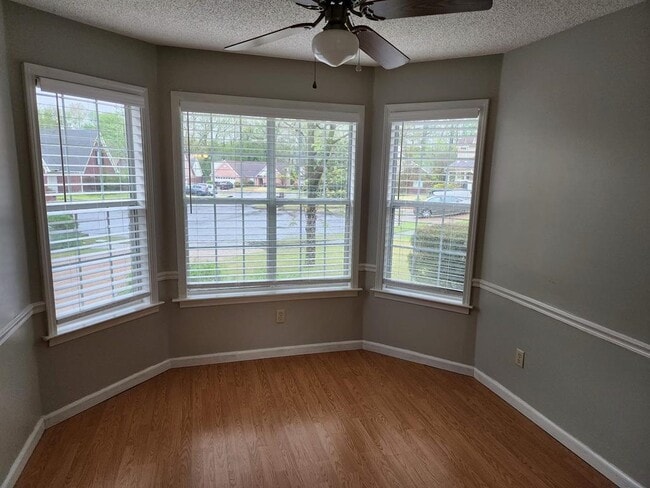 Building Photo - 255 Windy Ridge Cove