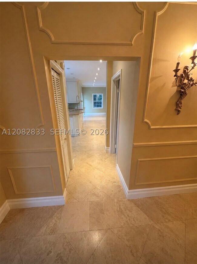 Building Photo - 470 Marquesa Dr