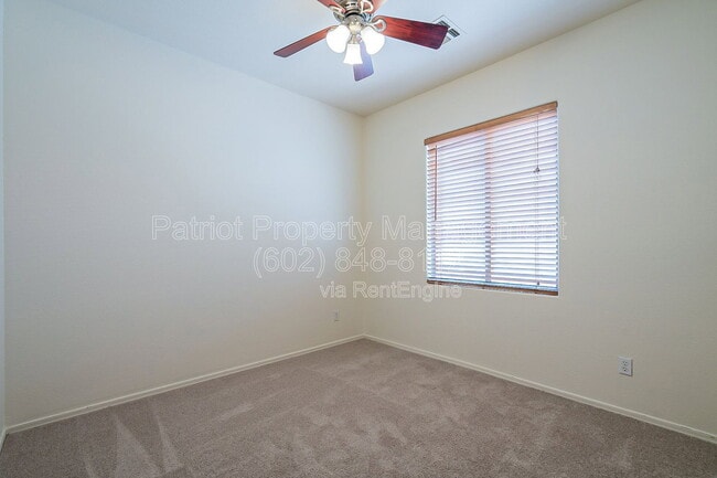 Building Photo - 3536 E San Pedro Ave