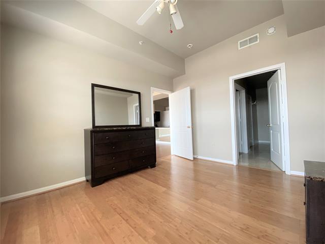 Building Photo - 3225 Turtle Creek Blvd