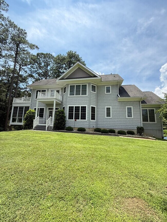 Building Photo - 142 Riverview Plantation Dr