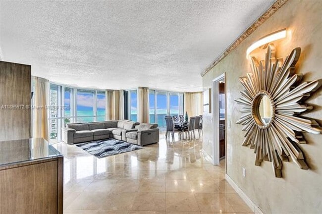 Building Photo - 16711 Collins Ave