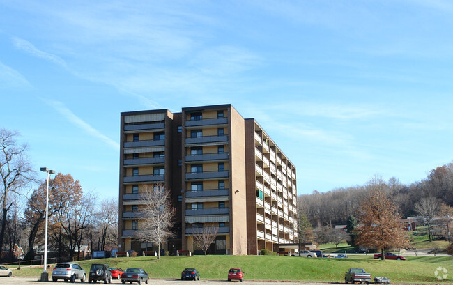 Building Photo - Lower Burrell Manor