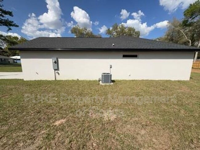 Building Photo - 5787 NW 62nd Ave