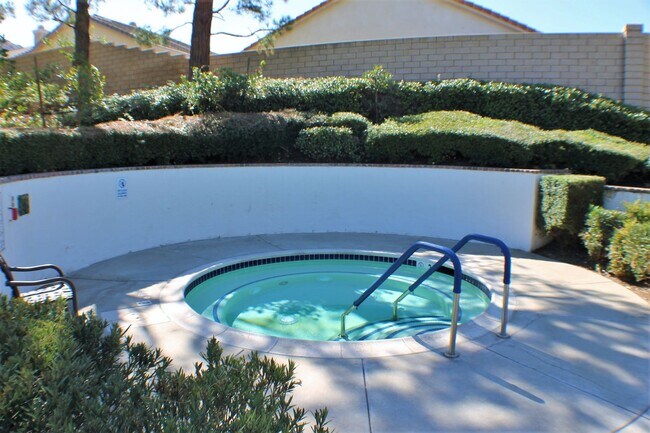 Building Photo - 14752 Eaglehead Mountain Dr