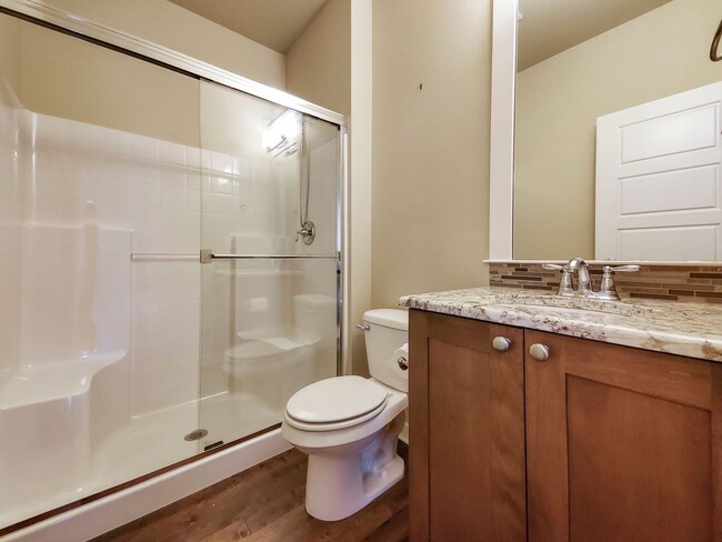 Building Photo - Convenient location near I-405 across from...