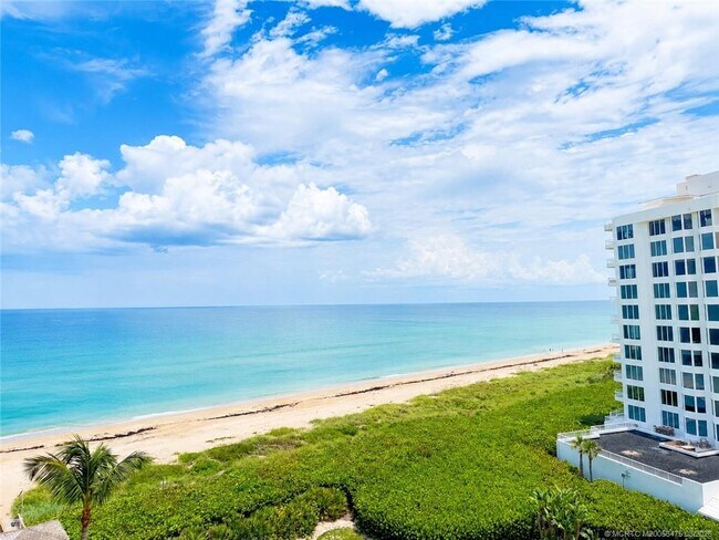 Building Photo - 10044 S Ocean Dr