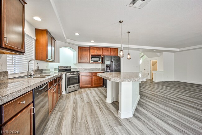 Building Photo - 6744 Philharmonic Ave