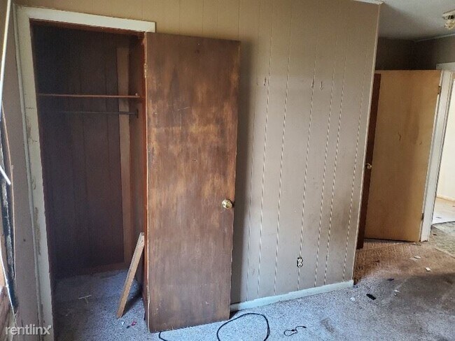 Building Photo - 2 br, 1 bath House - 907 Prairie Street