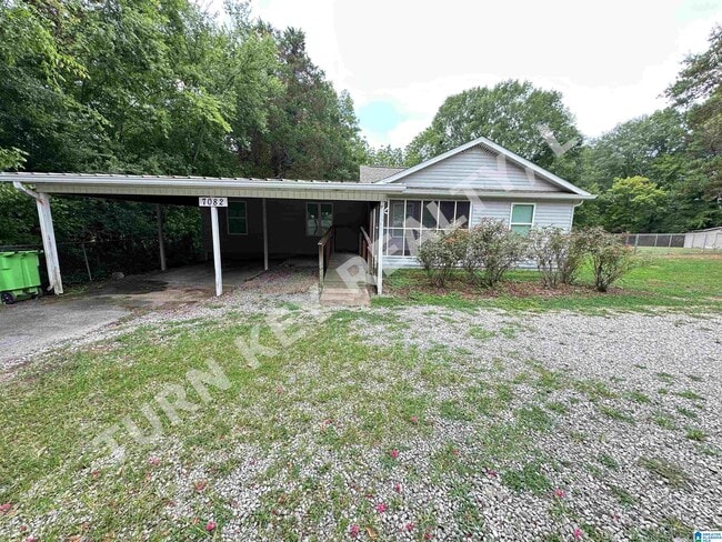 Primary Photo - 7082 US-11