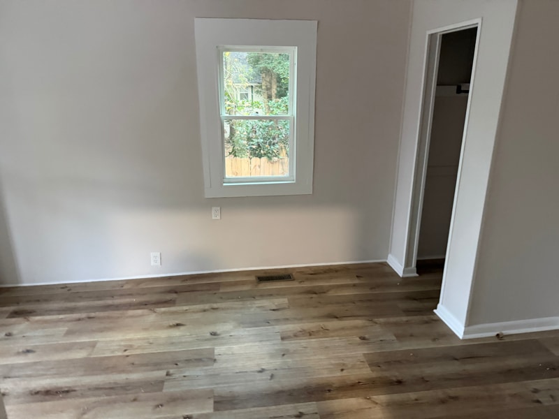 Building Photo - 1315 E Anderson St