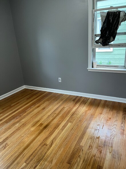 Building Photo - 18860 Poinciana