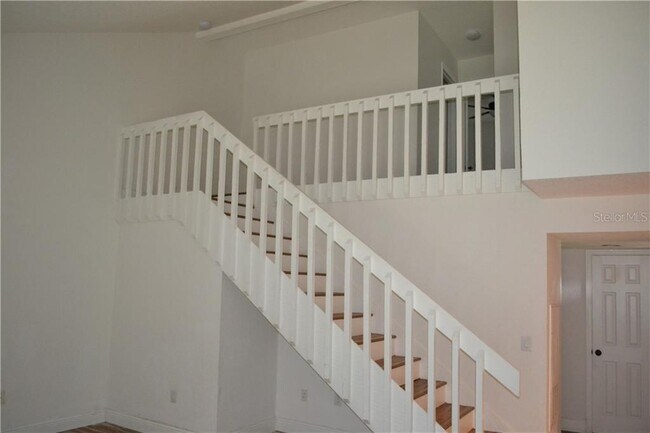 Building Photo - 603 Grenadine Ct