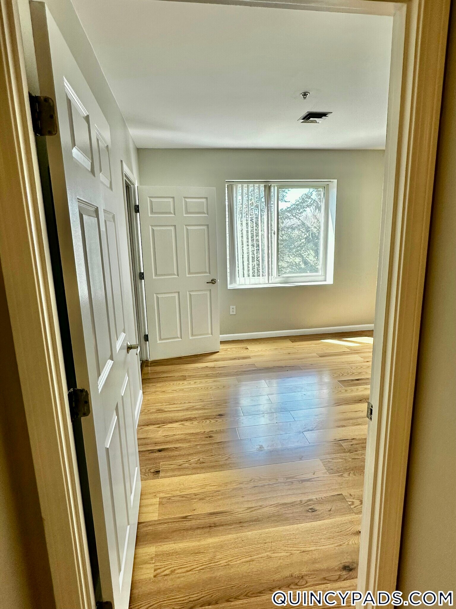 Building Photo - 1 Cityview Ln