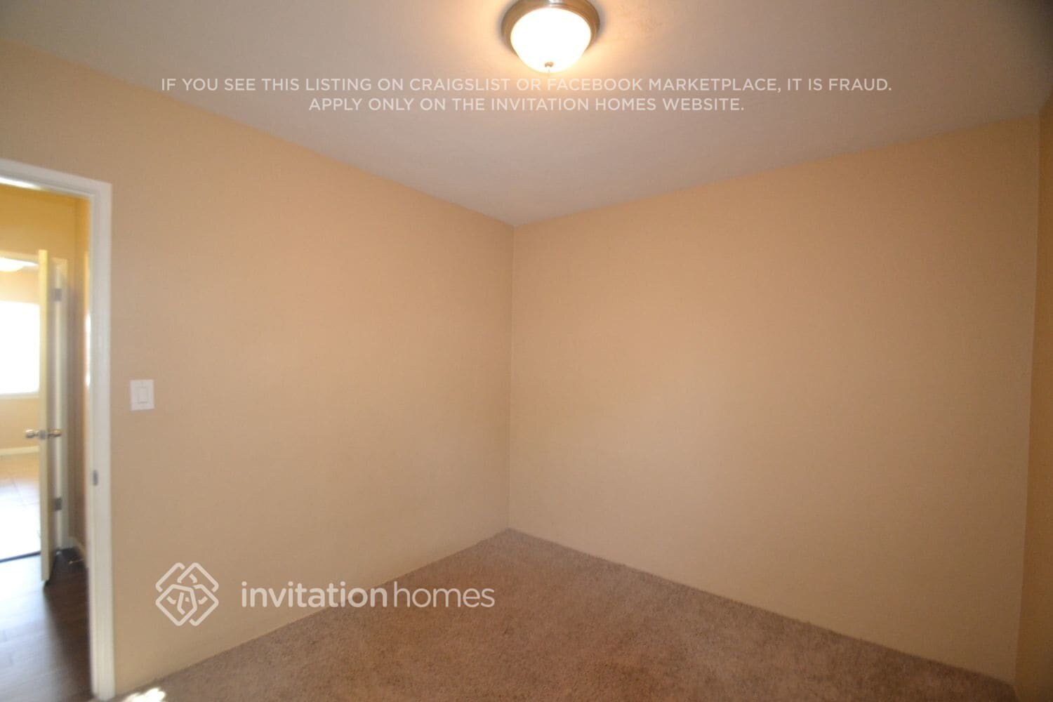 Building Photo - 1530 W 154th Pl