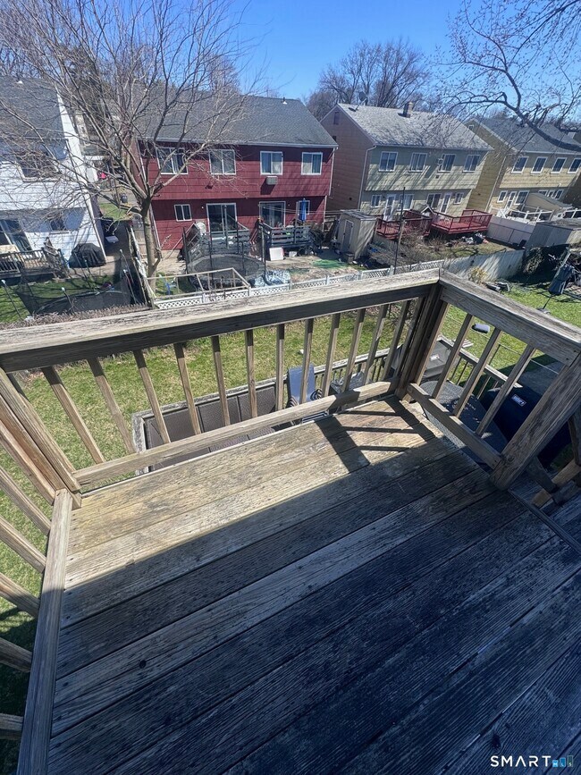 Building Photo - 86 Harbor Dr