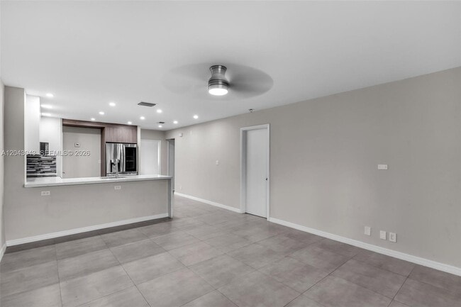 Building Photo - 2175 NE 56th St