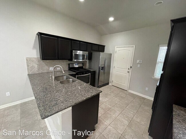 Building Photo - 3 br, 2 bath House - 113 Fort Griffin