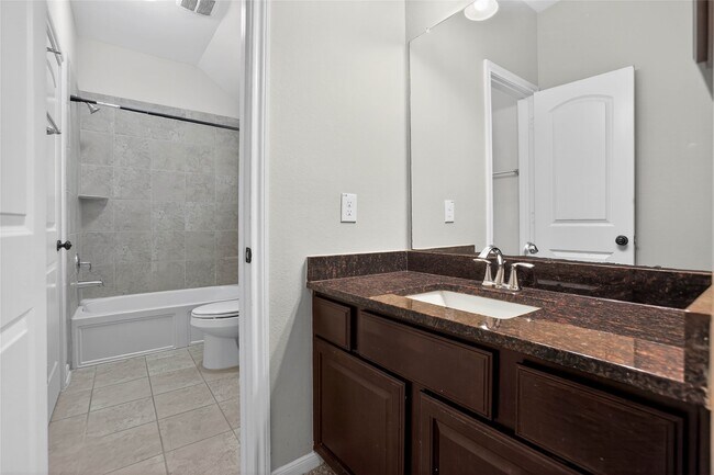 Building Photo - 74 N Whistling Swan Pl