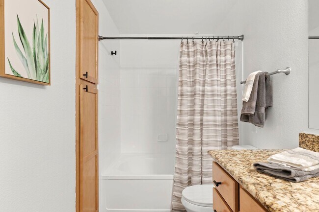 Building Photo - Remodeled one bed one bath Kierland Condo