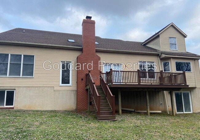 Building Photo - 10225 Club House Court