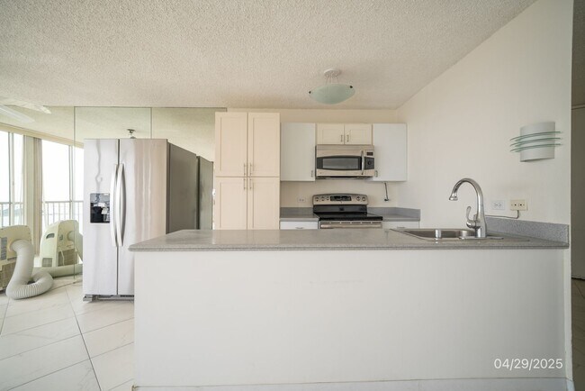 Building Photo - 2Bd/2Ba/2Pkg LELE PONO in Aiea - $2750