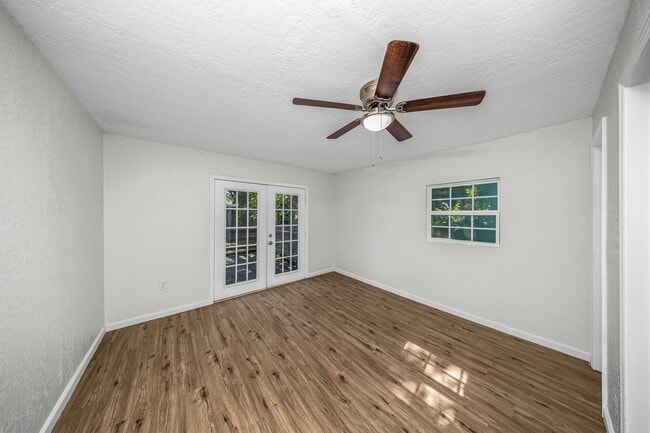 Building Photo - Remodeled Kitchen