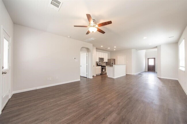 Building Photo - 2922 Orchid Ranch Dr