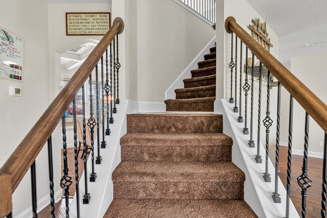 Building Photo - 301 Bear Run