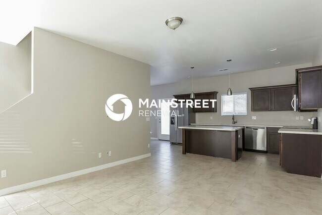 Building Photo - 3 Bedroom Pet-Friendly Home in Phoenix, AZ...